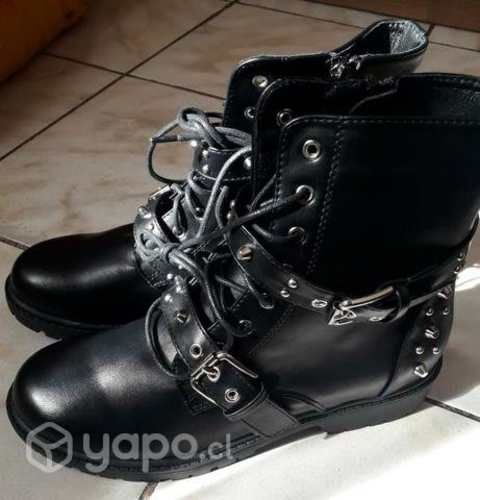 Botas