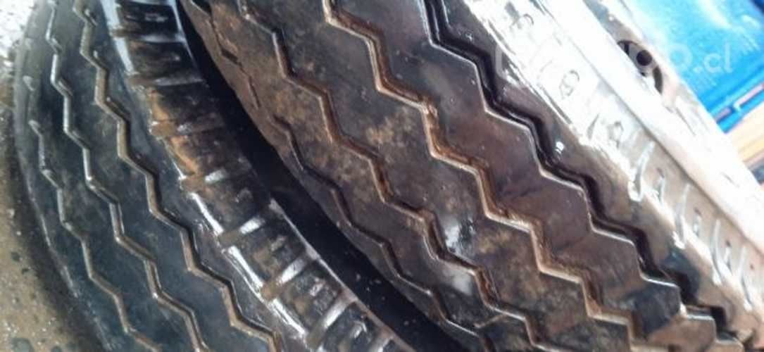 Llantas con neumáticos nuevos