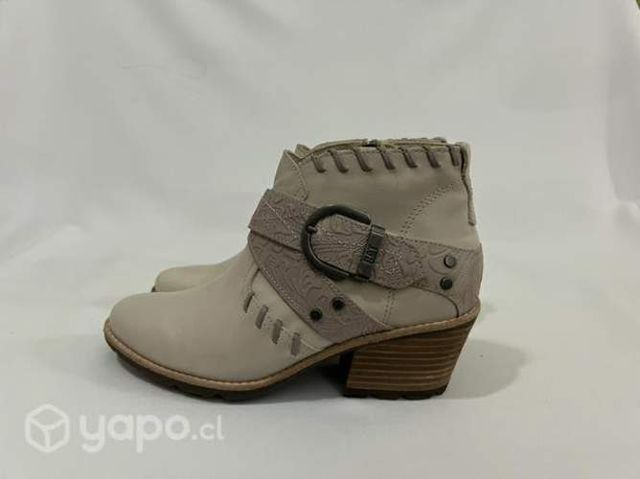 Botín Texano 100% Cuero Marca Cat N*38 Rosa