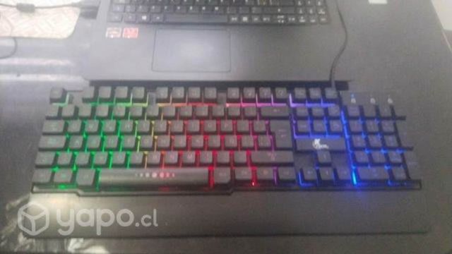 Audífonos y Teclado Gamer Mecánico