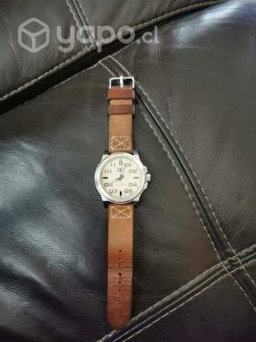 Reloj cat impecable