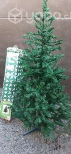 Pino de Pascua nuevo