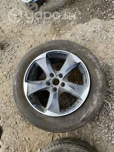 Llanta Audi