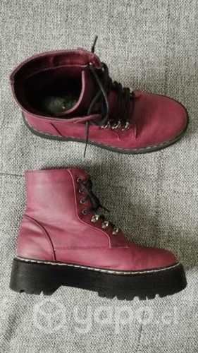 Botines burdeo