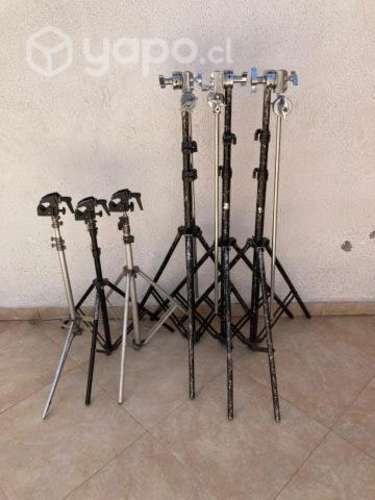 Tripodes Man frottos