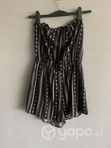 Enterito/Strapless H&M en talla M (40).