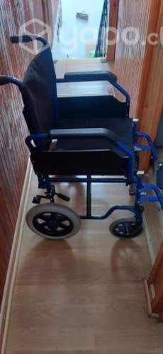 Silla de ruedas geriatrica
