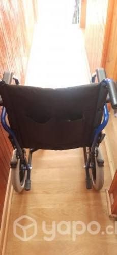 Silla de ruedas geriatrica