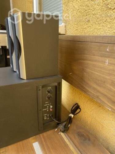 Parlante marca Edifier