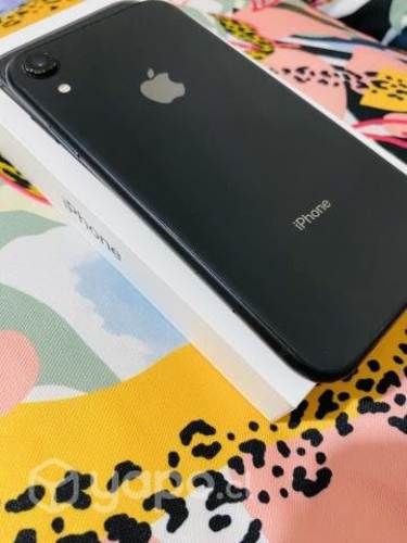 iPhone XR