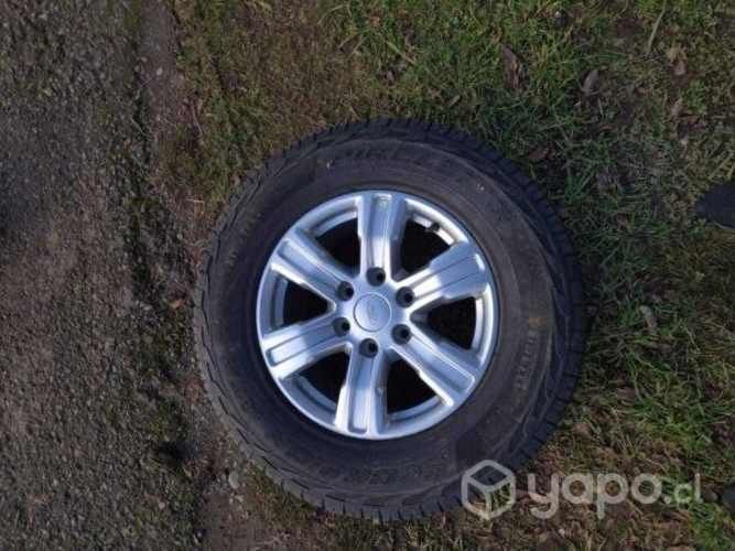 Llantas con neumaticos