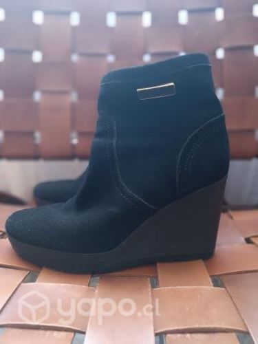 Botines mujer marca Hilfiger