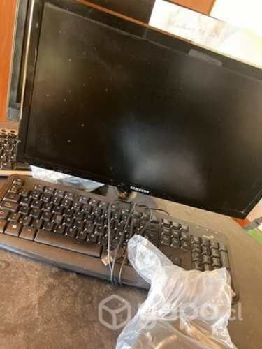 Monitor Samsung lcd 19  como nuevo