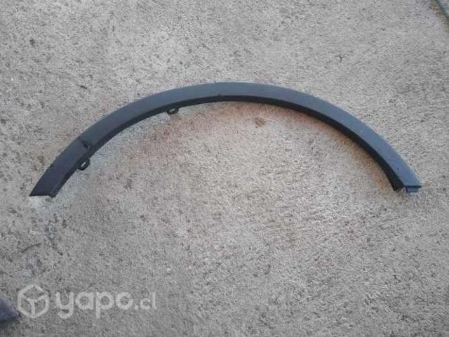 Moldura GEELY tapabarro trasero rh derecho 15/18