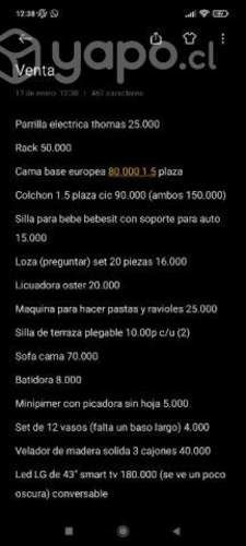 Variedad de artículos del hogar por mudanza