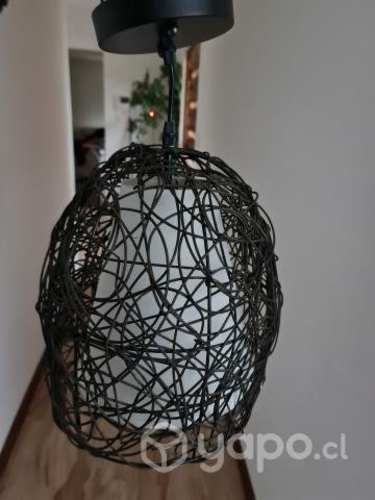 Lámpara colgante enrrejada