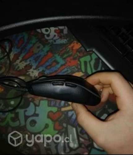 Mouse Logitech g203 lightsync