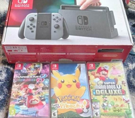Nintendo Switch 32GB +3 juegos