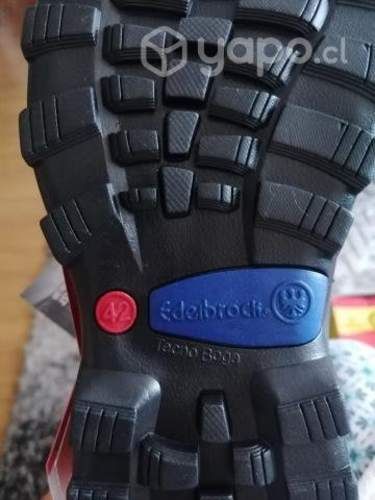 Zapatos seguridad de varón nuevos