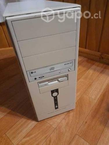 Computador PC de torre