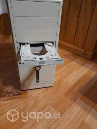 Computador PC de torre