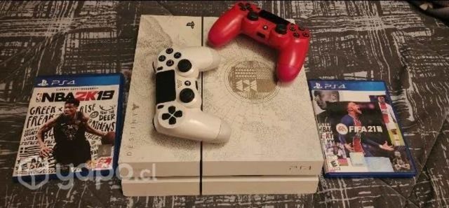 Vendo PS4+ 2 Joistic