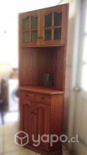 Esquinero de madera chilena