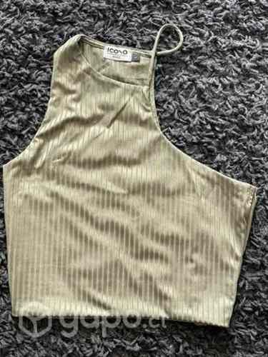 Crop top marca icono