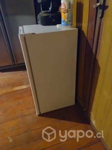 Frigobar 93 litros