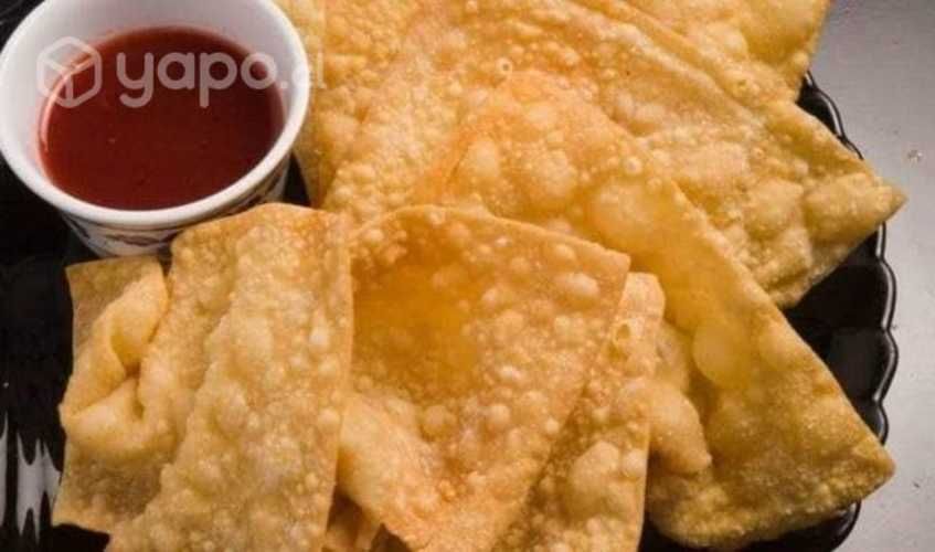 Arrollado primavera , jamon queso y wantan