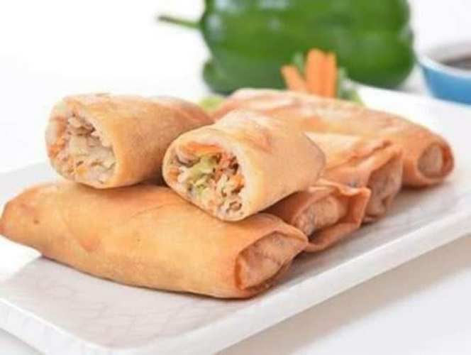 Arrollado primavera , jamon queso y wantan