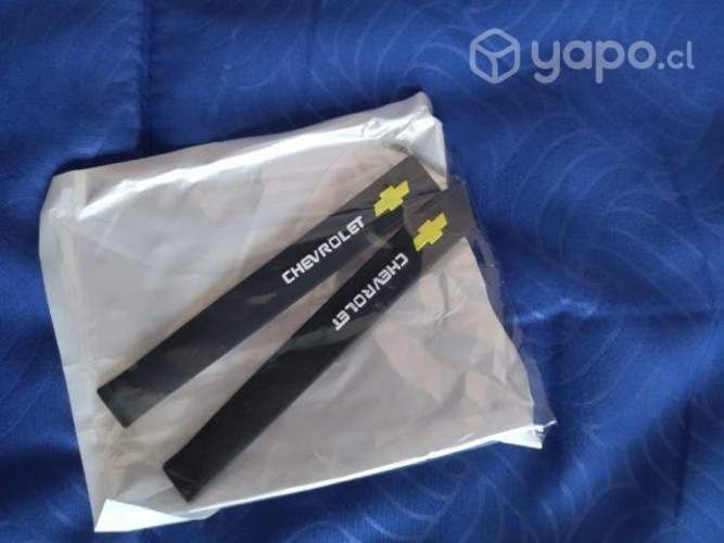 Faroles corsa y logos