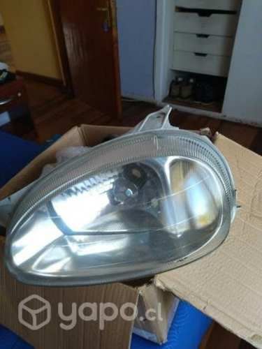 Faroles corsa y logos