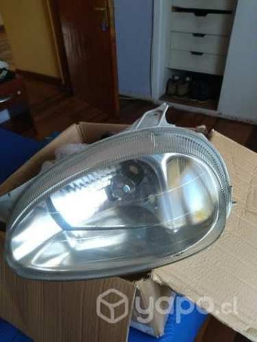 Faroles corsa y logos