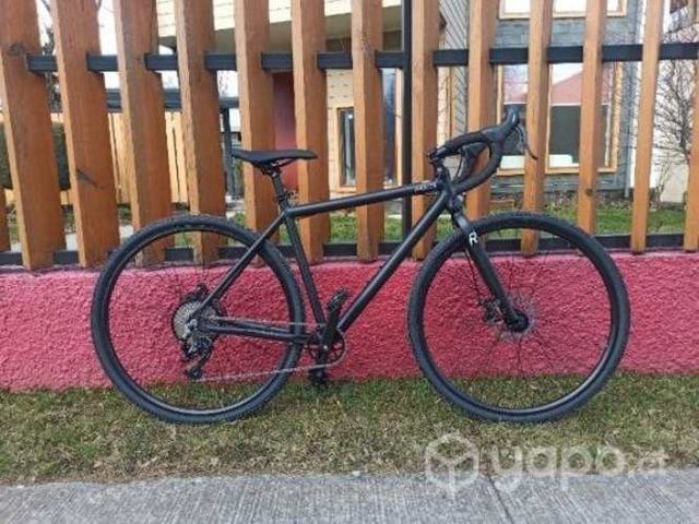 Bicicleta gravel RADLER