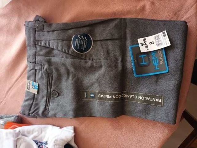 Ropa nueva de colegio