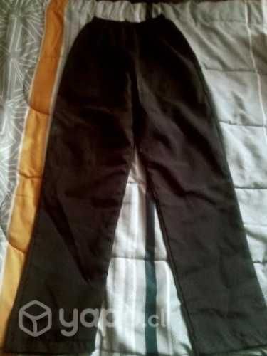 Pantalón y pañuelo Negro talla 10 y talla 16