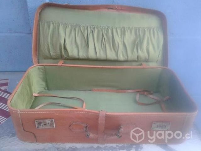 Maleta de cuero antigua