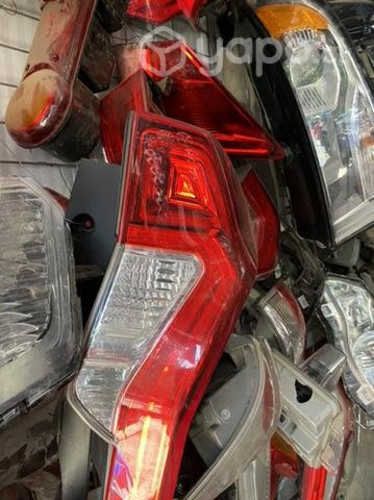 Foco Mitsubishi montero