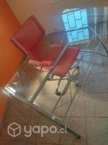 Escritorio y silla