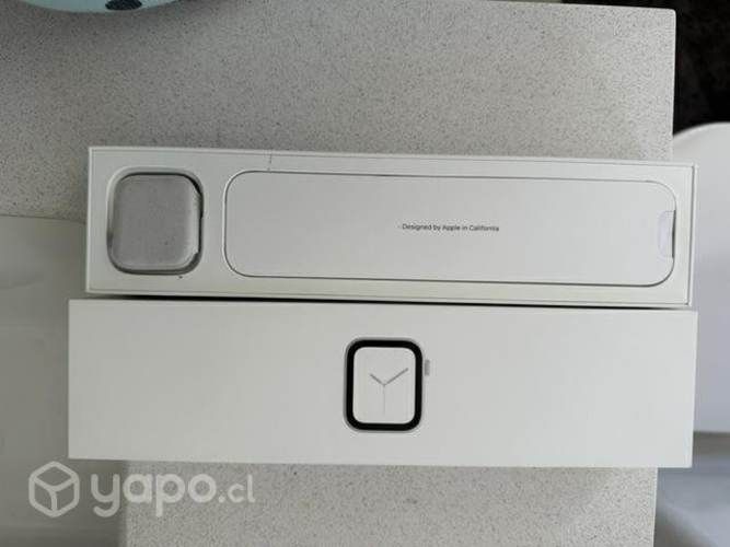 Apple Watch gris serie 4