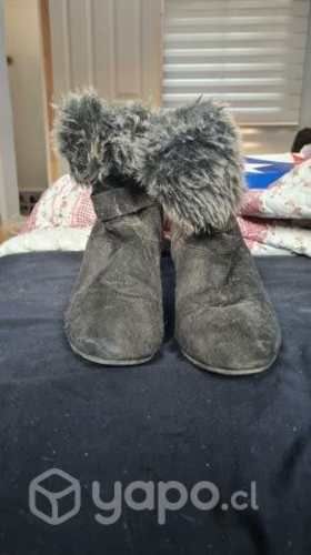 Botines negros talla 39