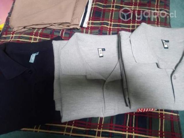 Se regala, ropa varón, poco uso