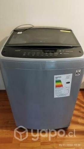 Lavadora Automática LG 16kg casi nueva