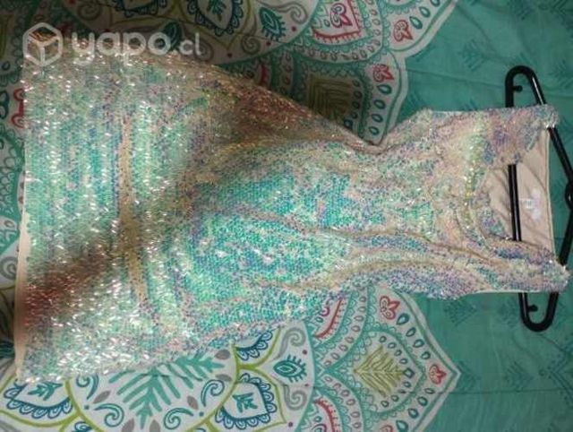 vestido de lentejuelas, brillante hermoso