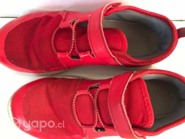 Zapatillas rojas niña con velcro