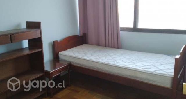 Impecable habitación para mujer estudie o trabaje