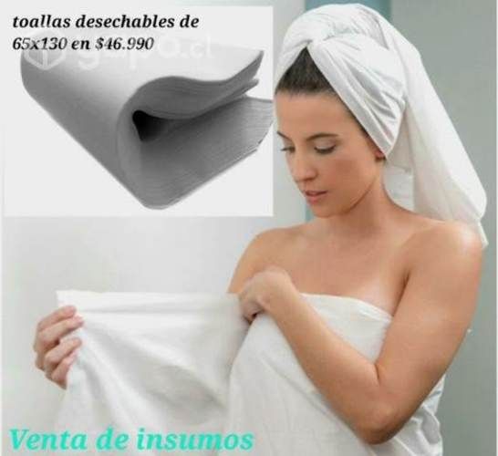 Toallas desechables y sabanillas para camillas