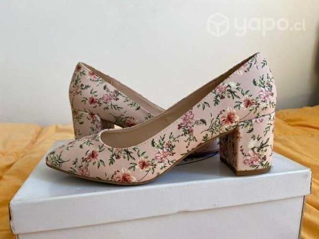 Zapatos de mujer floreado 39