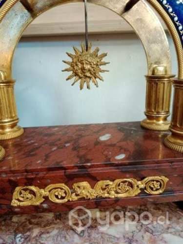 Reloj antiguo de bronce y marmol